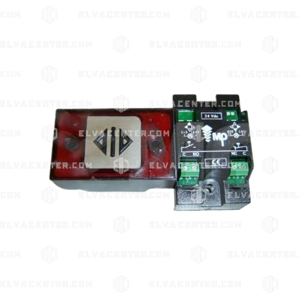 MP, Drukknop serie compac T - vierkant - gegraveerd met symbool <|>